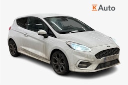 valkoinen Ford Fiesta Van 2020 kuva 1.