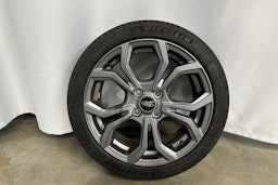 valkoinen Ford Fiesta Van 2021 kuva 22.