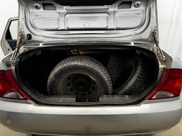 harmaa Ford Focus 2000 kuva 14.