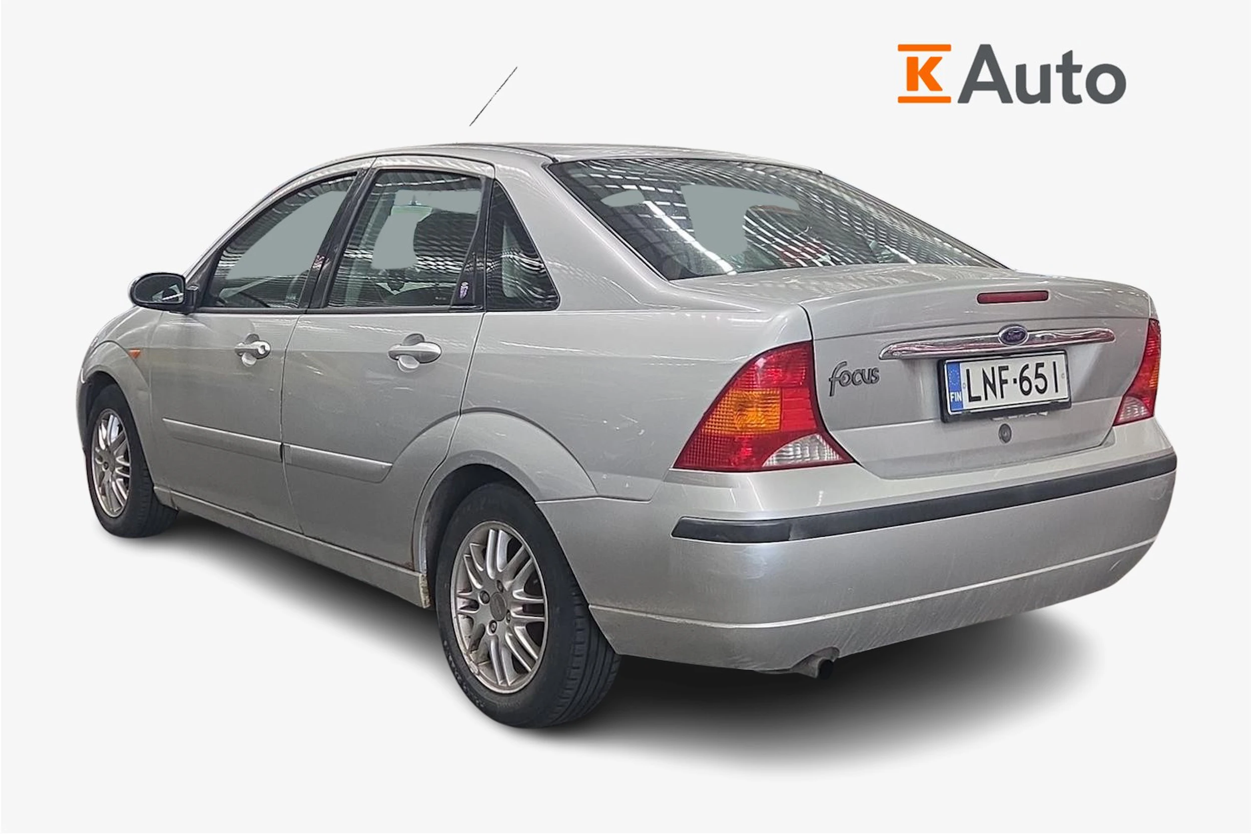 harmaa Ford Focus 2002 kuva 2.