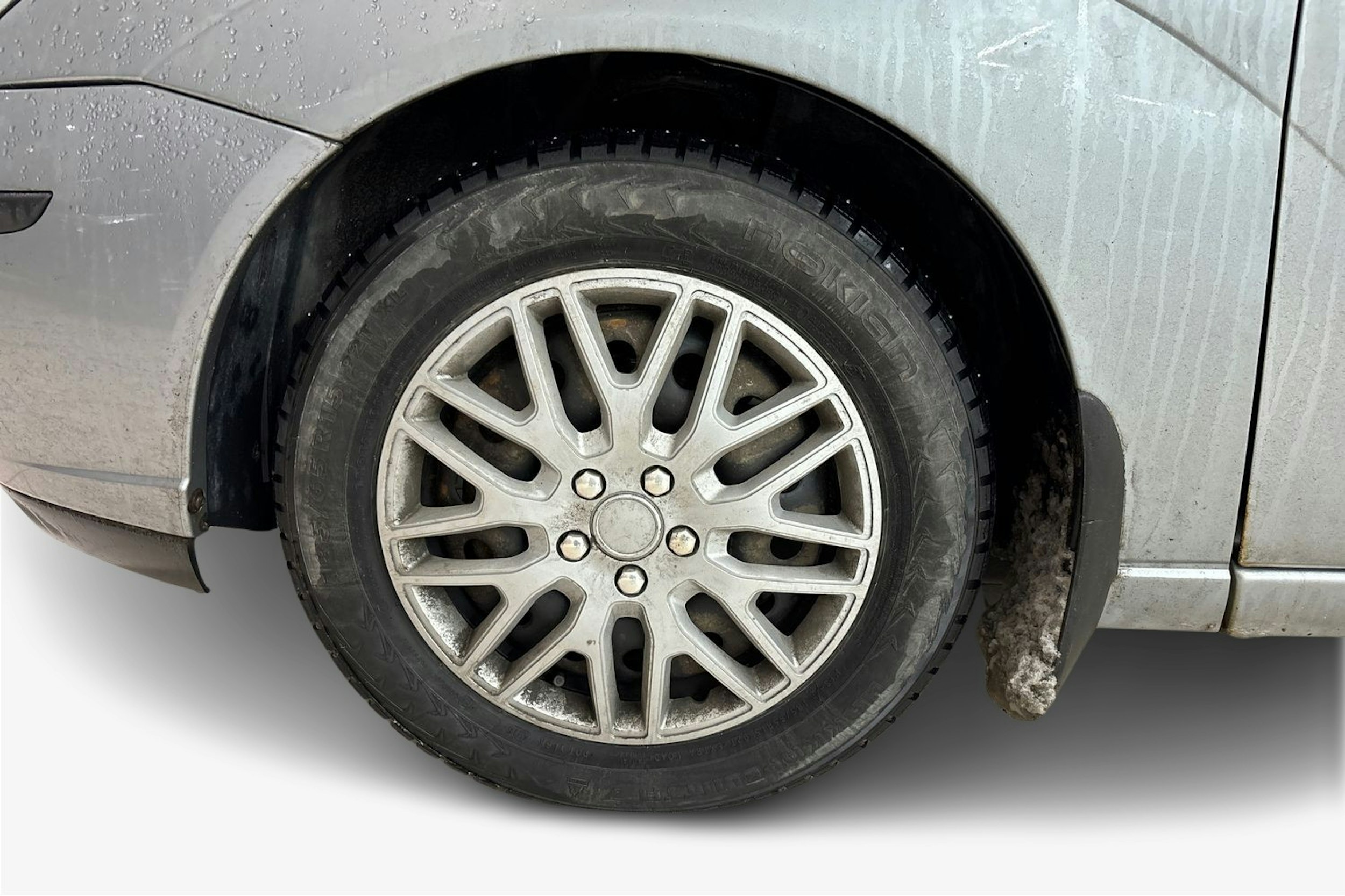 harmaa Ford Focus 2002 kuva 9.