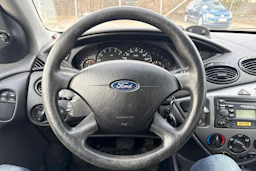 Ruskea (beige) Ford FOCUS 2004 kuva 11.