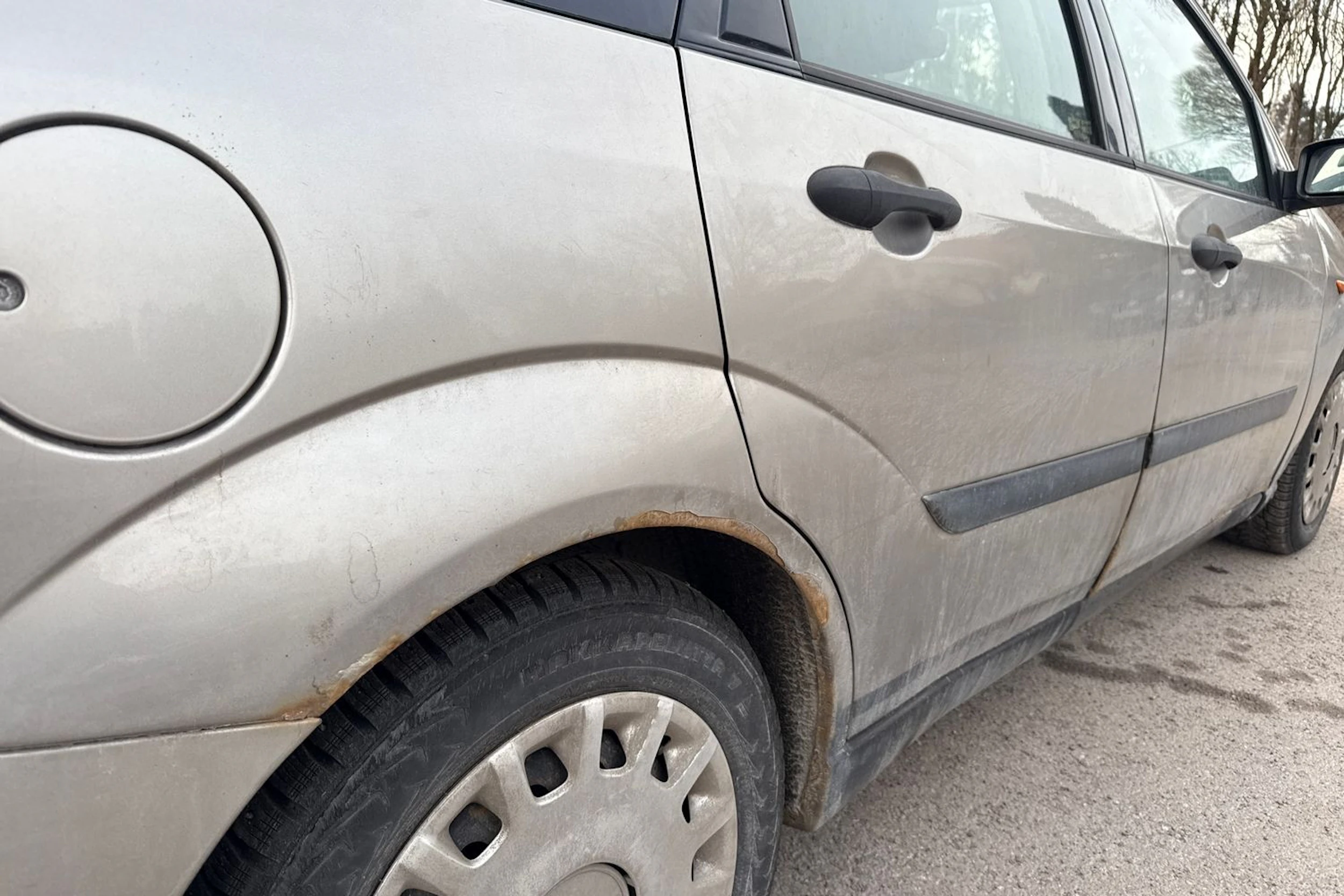 Ruskea (beige) Ford FOCUS 2004 kuva 22.