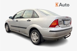 harmaa Ford Focus 2004 kuva 2.