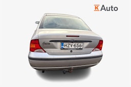 harmaa Ford Focus 2004 kuva 3.