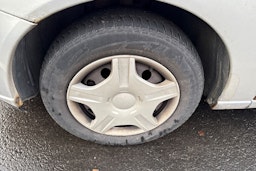 harmaa Ford Focus 2004 kuva 9.