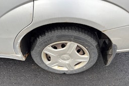 harmaa Ford Focus 2004 kuva 10.