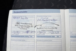 harmaa Ford Focus 2004 kuva 26.