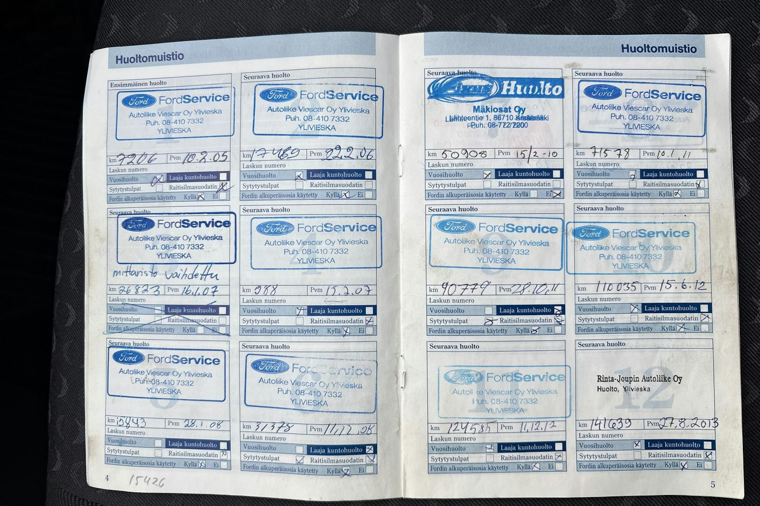 harmaa Ford Focus 2004 kuva 29.