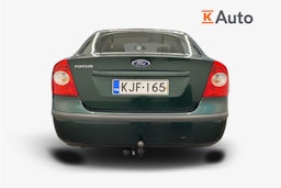 Vihreä Ford FOCUS 2004 kuva 3.