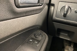 Vihreä Ford FOCUS 2004 kuva 15.