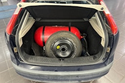 Sininen Ford FOCUS 2006 kuva 11.