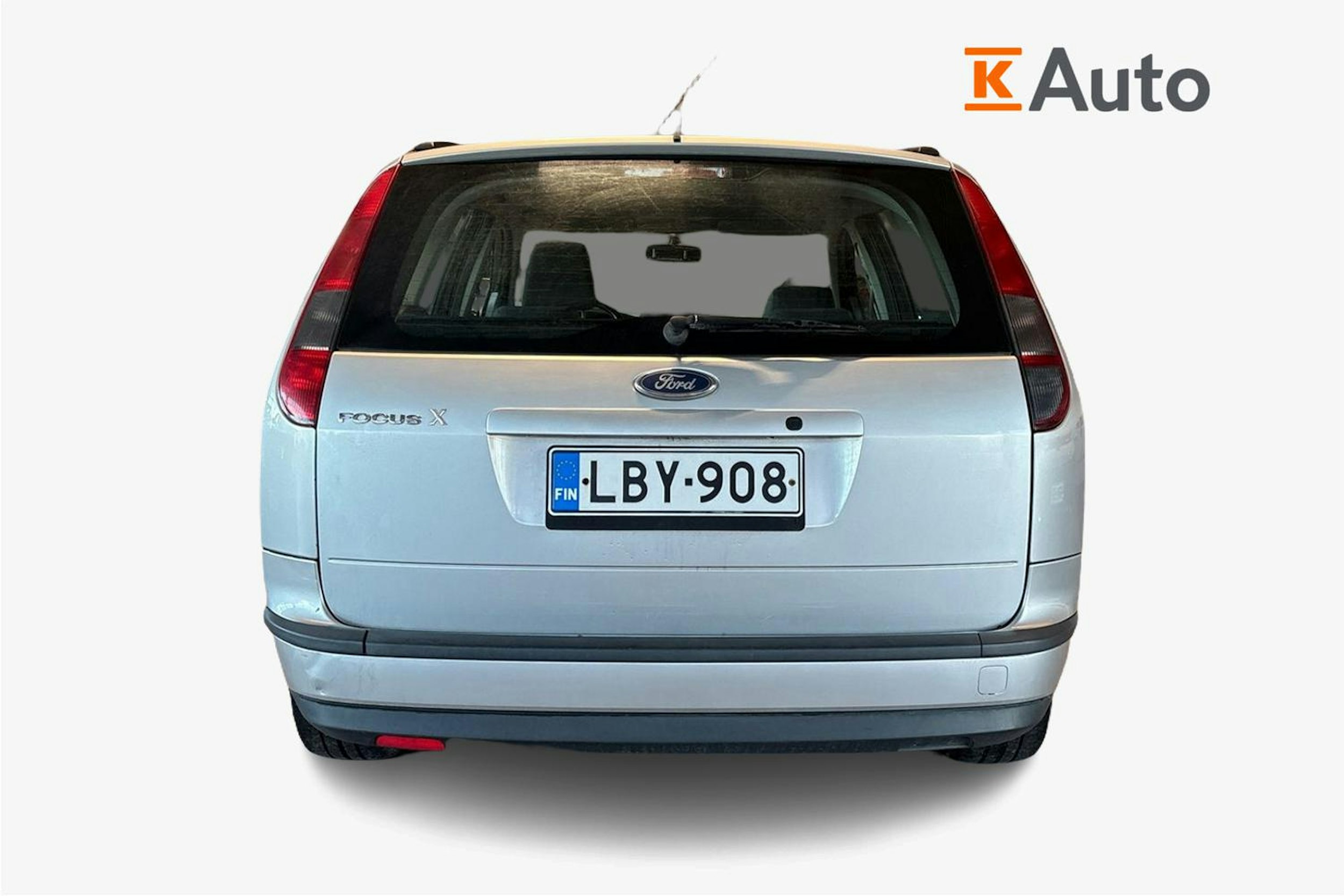 Harmaa Ford FOCUS 2006 kuva 3.