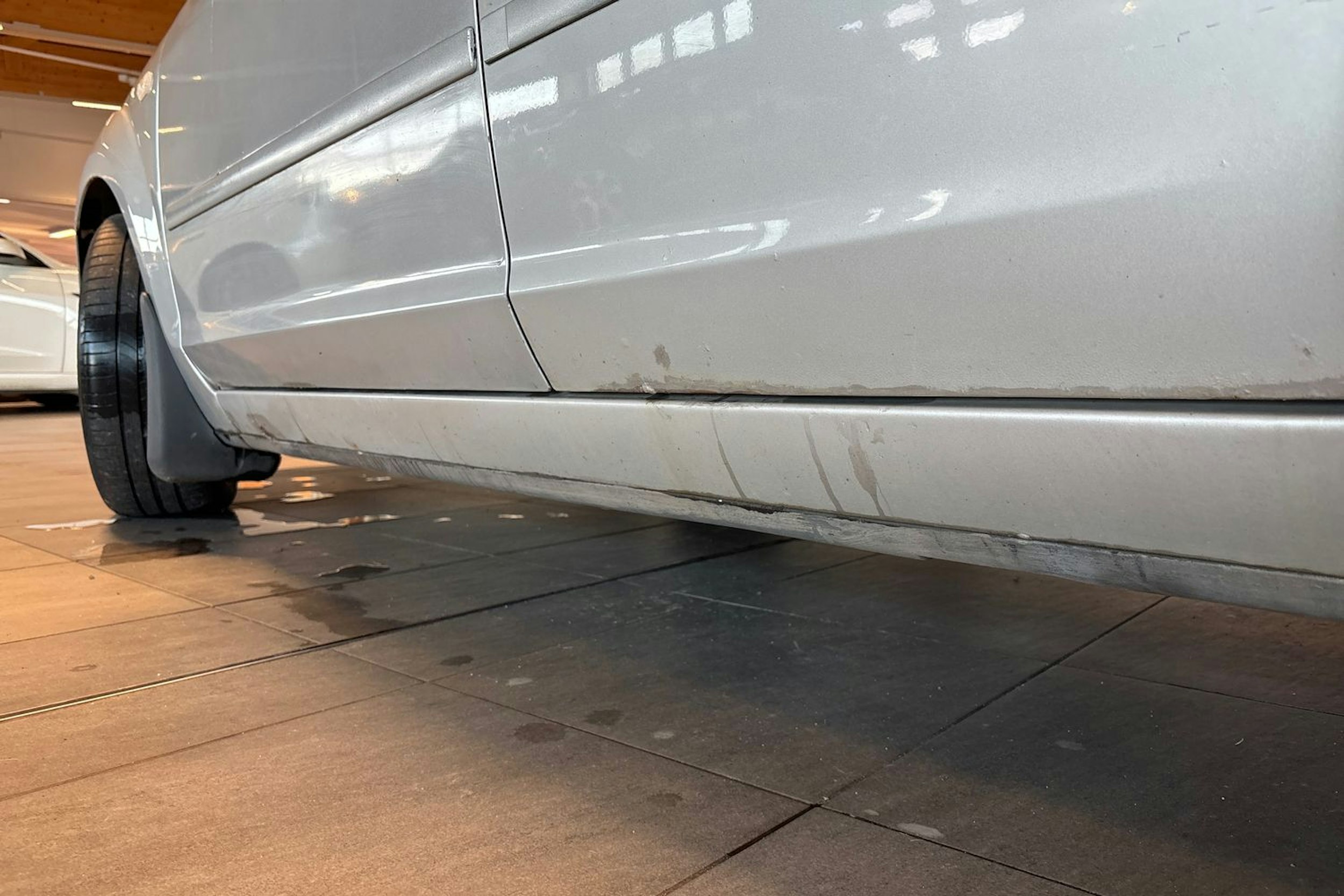 Harmaa Ford FOCUS 2006 kuva 14.