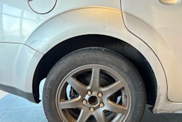 Harmaa Ford FOCUS 2006 kuva 15.