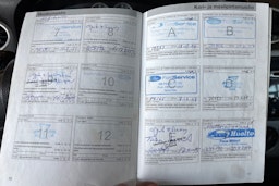 Harmaa Ford FOCUS 2006 kuva 20.