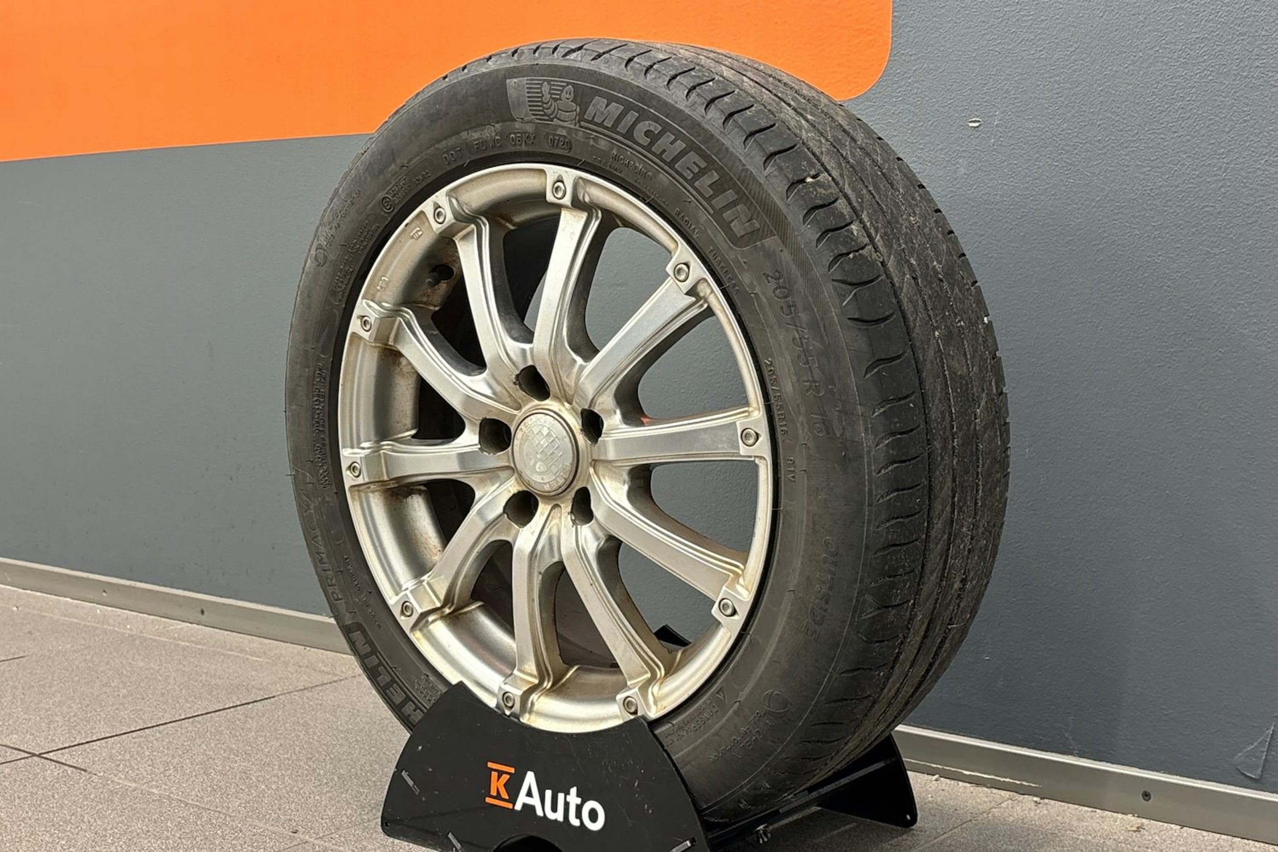 musta Ford Focus 2006 kuva 10.