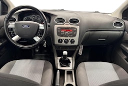 harmaa Ford Focus 2007 kuva 9.