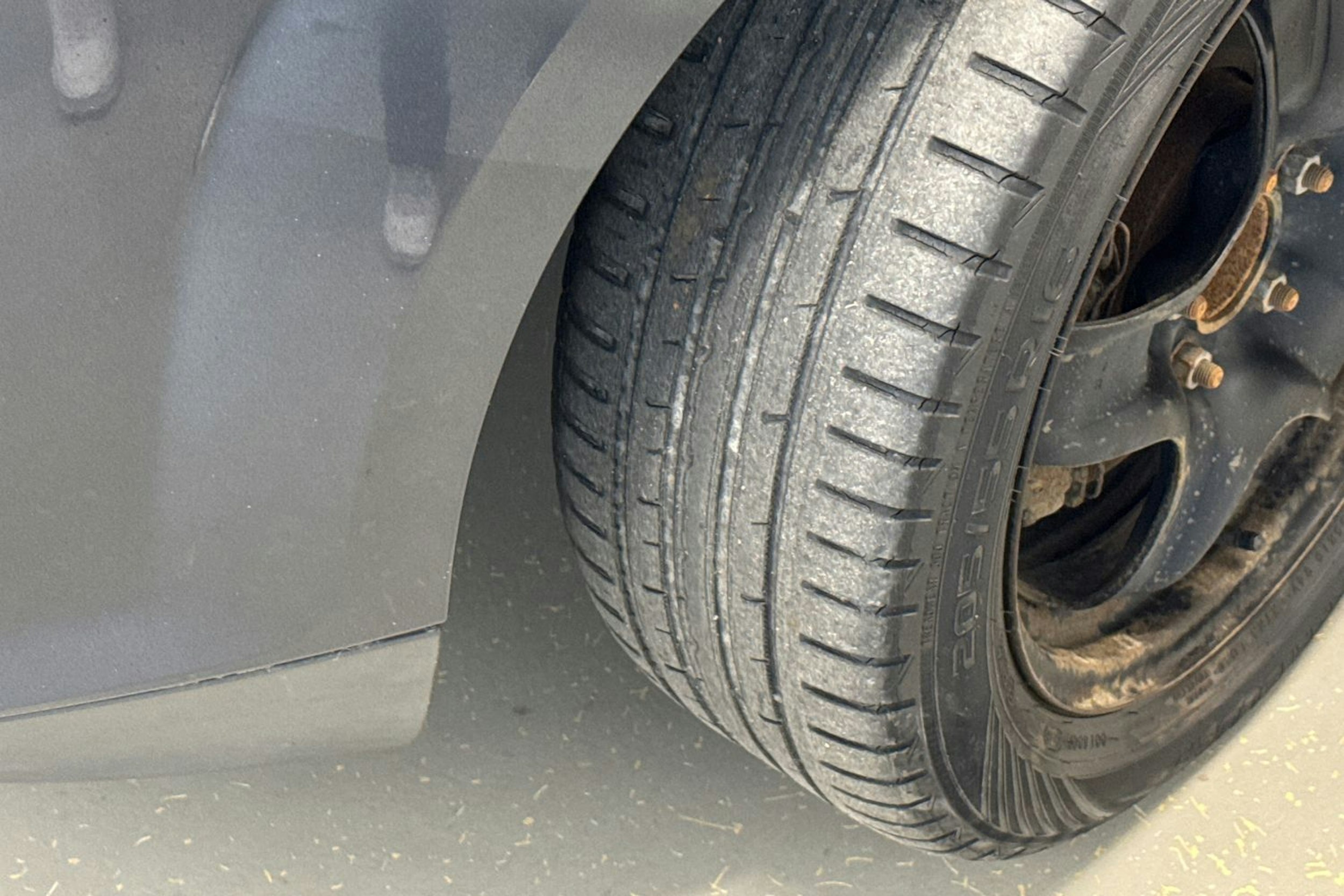 harmaa Ford Focus 2007 kuva 13.
