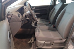 Sininen Ford FOCUS 2007 kuva 16.