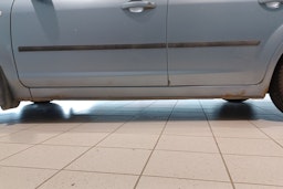 Sininen Ford FOCUS 2007 kuva 26.