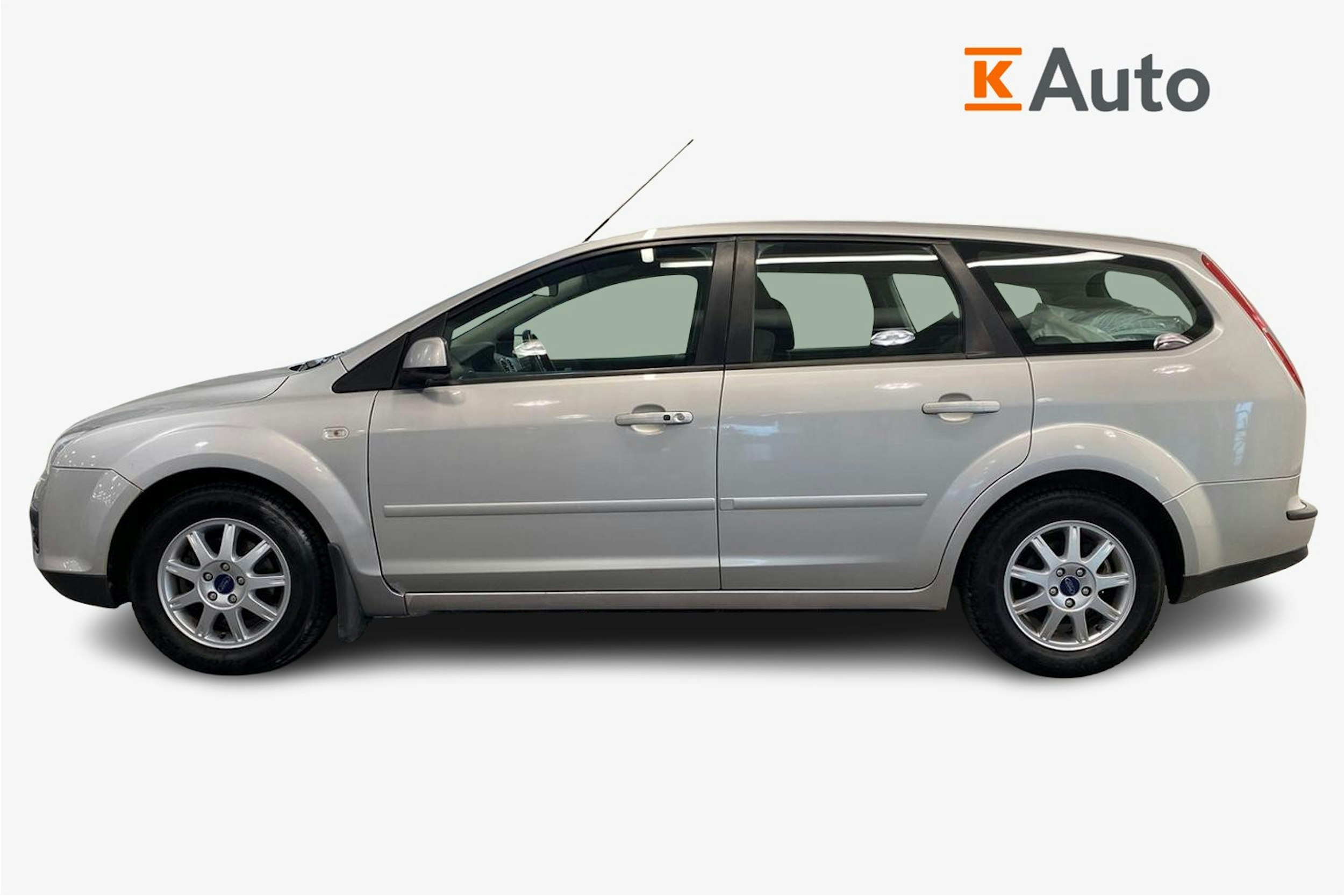harmaa Ford Focus 2007 kuva 6.
