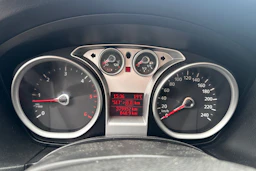Musta Ford FOCUS 2008 kuva 13.