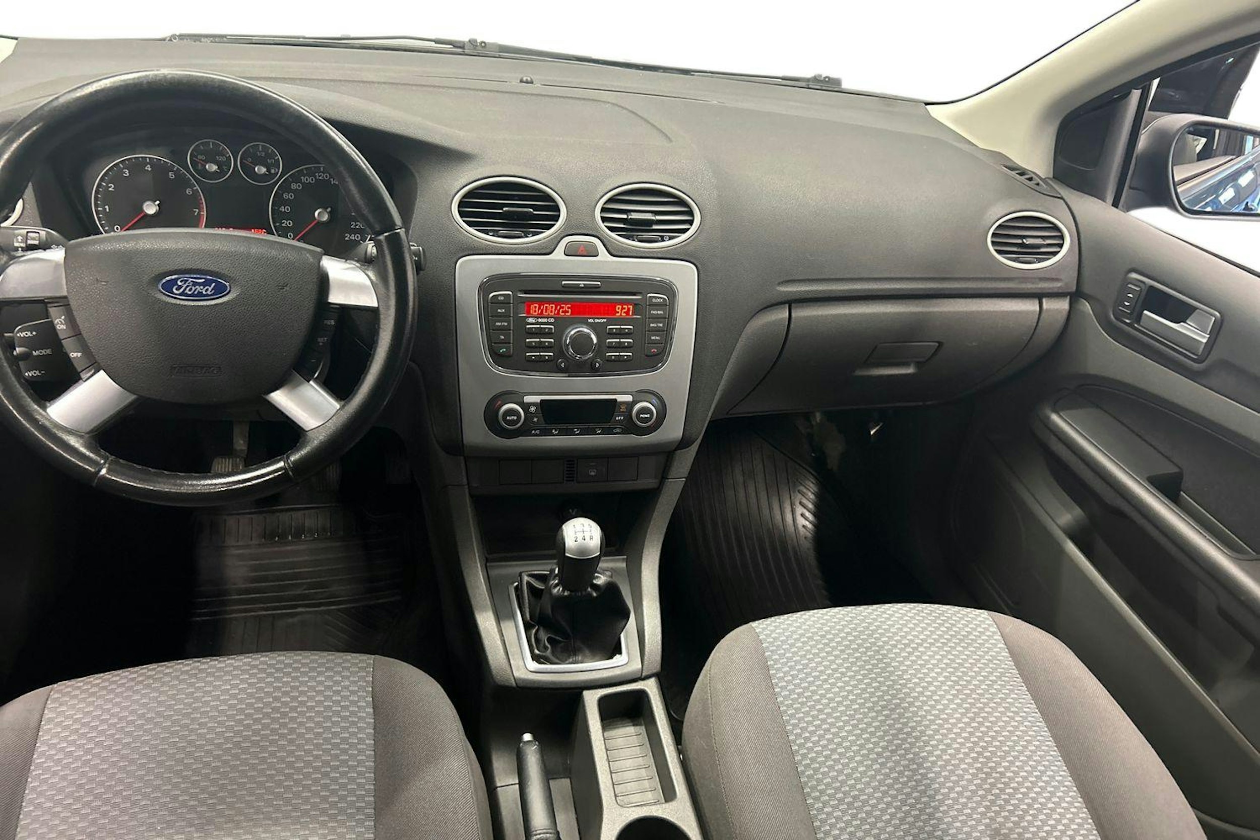vihreä Ford Focus 2008 kuva 7.