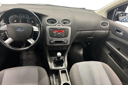 vihreä Ford Focus 2008 kuva 7.