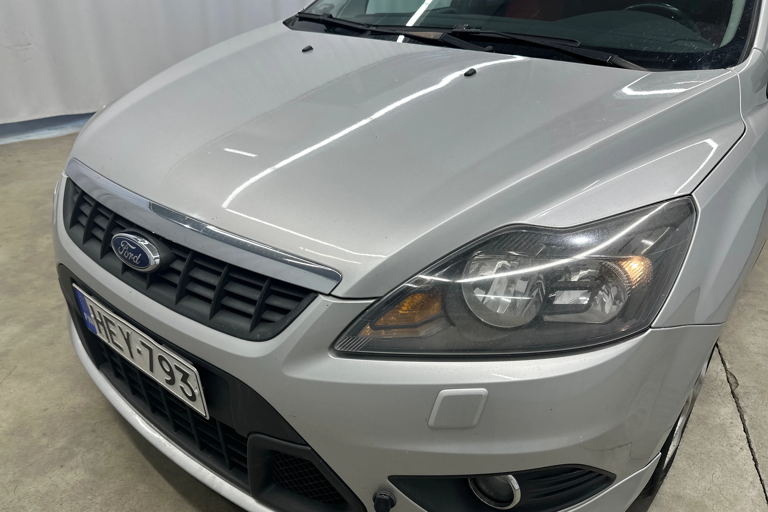 harmaa Ford Focus 2009 kuva 14.