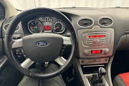 harmaa Ford Focus 2009 kuva 25.