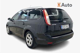 musta Ford Focus 2010 kuva 2.