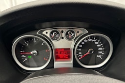 musta Ford Focus 2010 kuva 17.