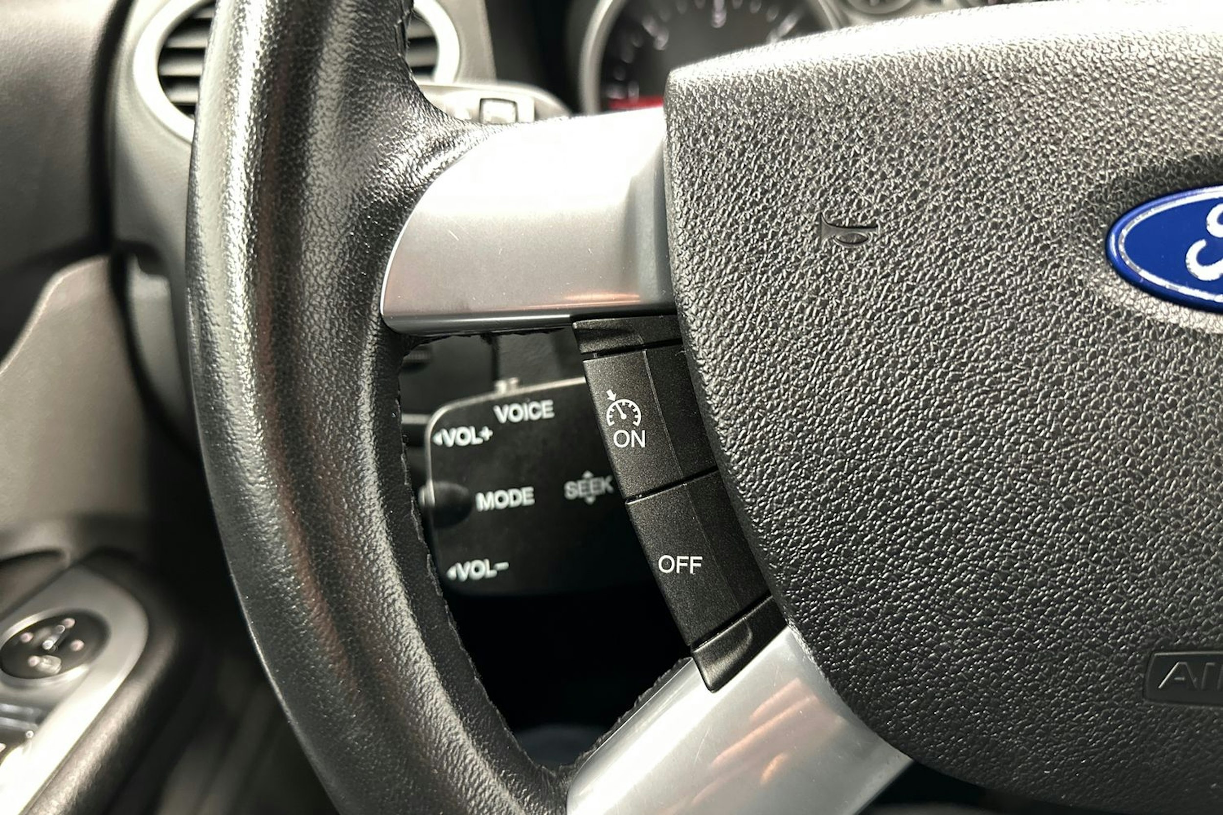 musta Ford Focus 2010 kuva 18.