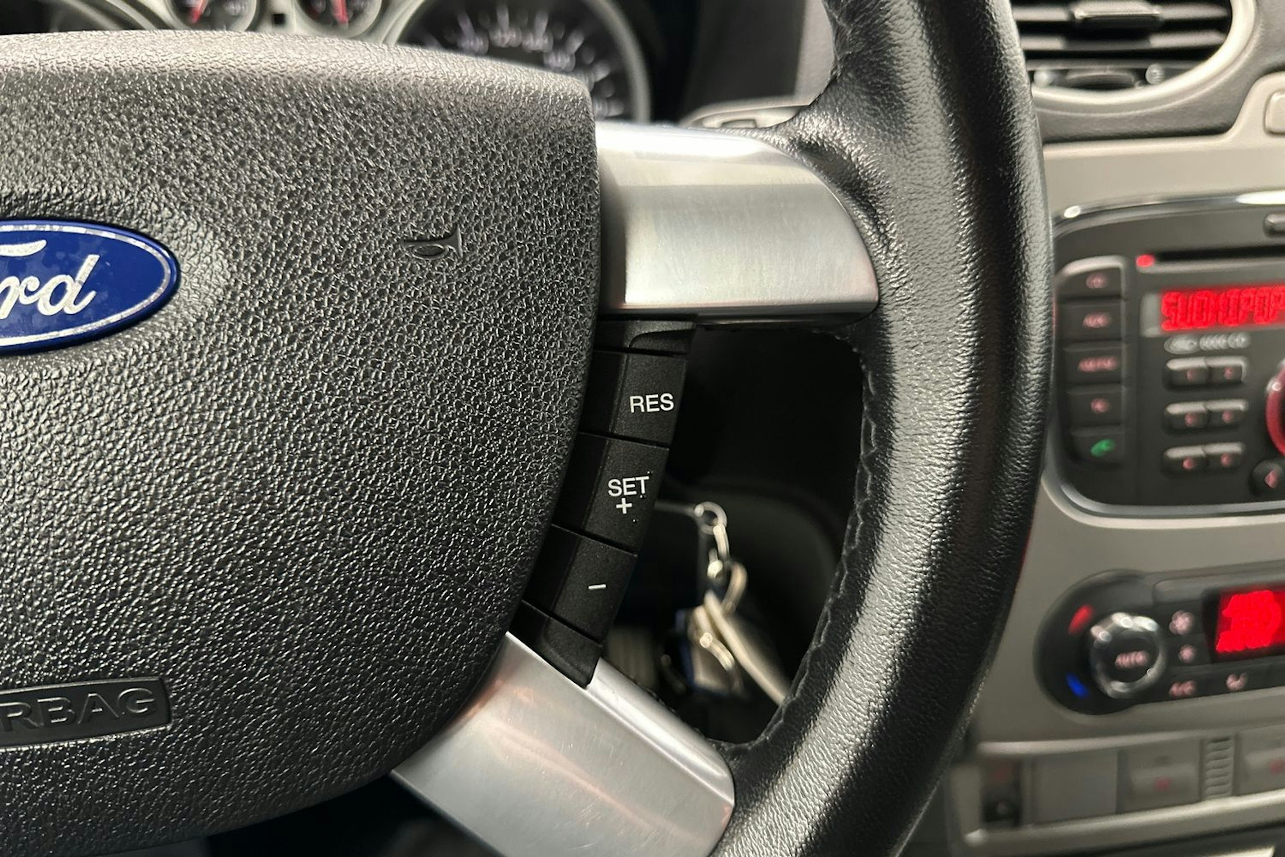 musta Ford Focus 2010 kuva 19.