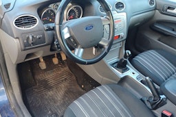 met. sininen Ford Focus 2010 kuva 3.