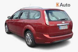 punainen Ford Focus 2010 kuva 2.