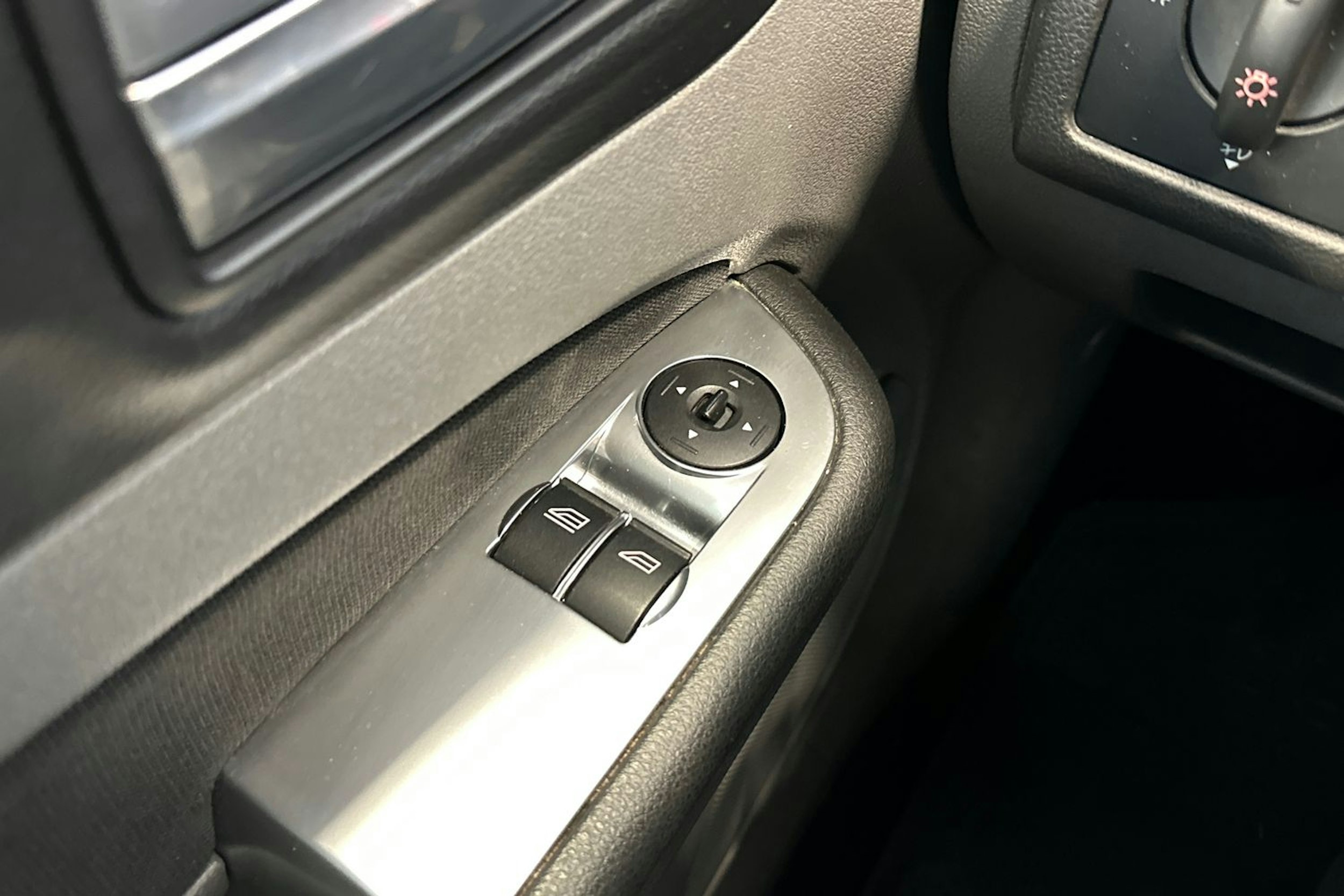 sininen Ford Focus 2010 kuva 17.
