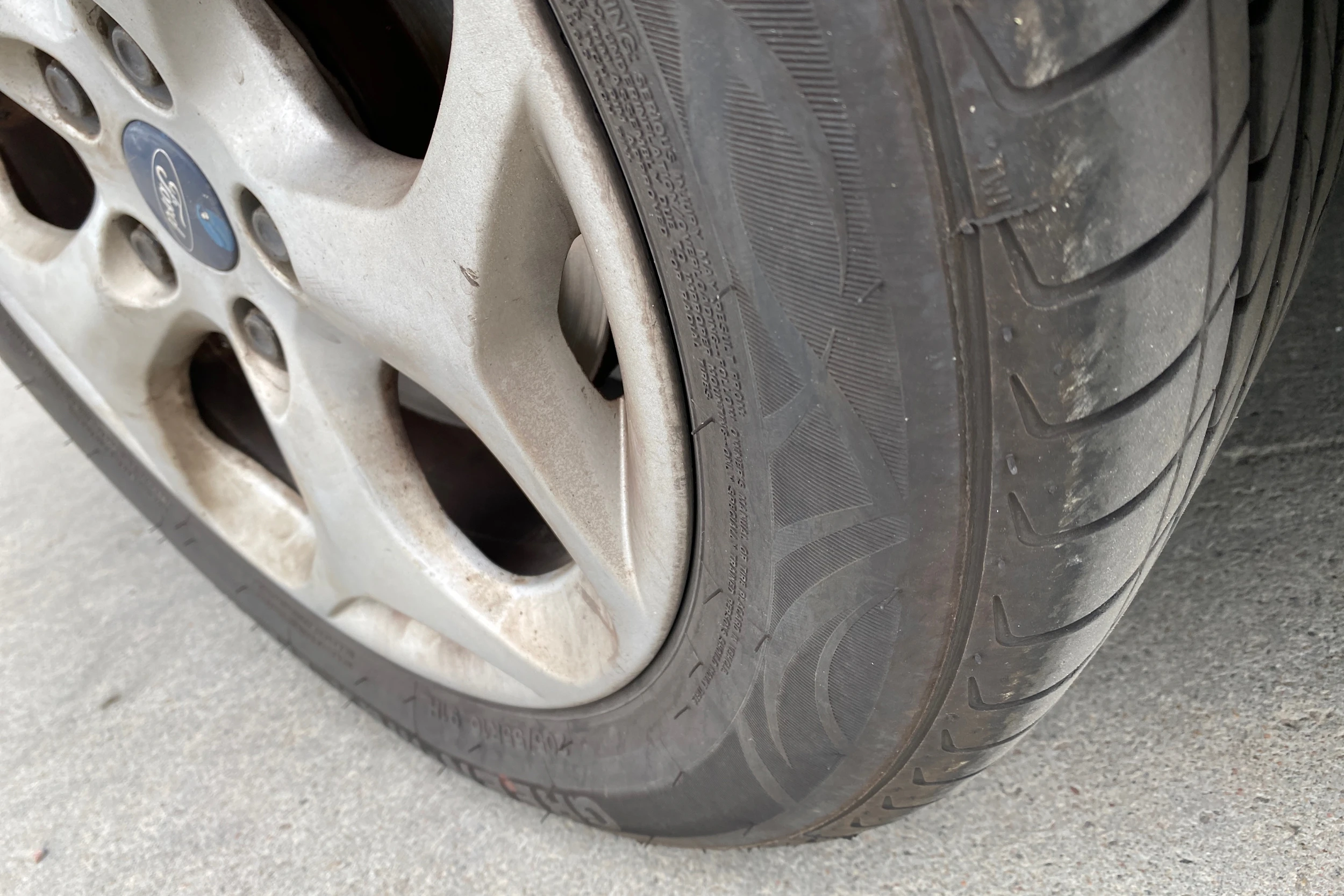 Harmaa Ford FOCUS 2010 kuva 10.