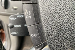 Harmaa Ford FOCUS 2010 kuva 18.