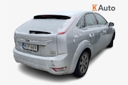 harmaa Ford Focus 2010 kuva 2.