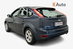 harmaa Ford Focus 2010 kuva 2.