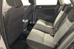 harmaa Ford Focus 2010 kuva 10.