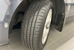 harmaa Ford Focus 2010 kuva 13.