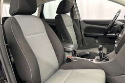 harmaa Ford Focus 2010 kuva 16.