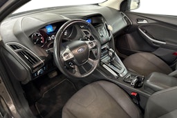 Ruskea (beige) Ford FOCUS 2011 kuva 6.