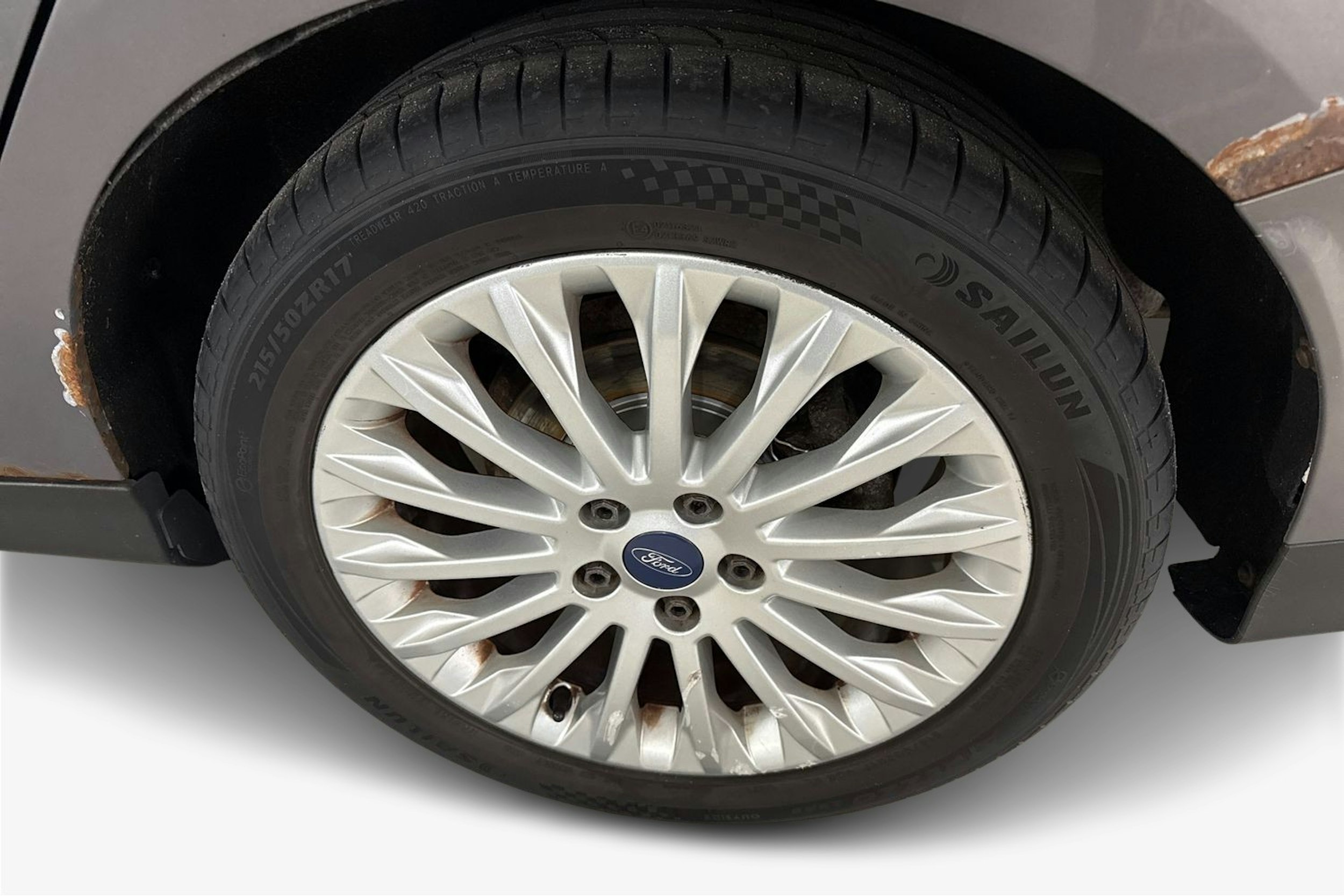 Ruskea (beige) Ford FOCUS 2011 kuva 9.
