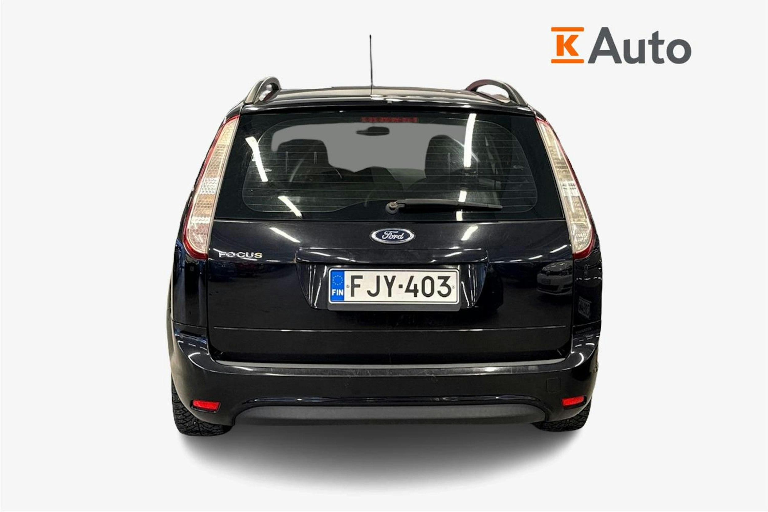 musta Ford Focus 2011 kuva 3.