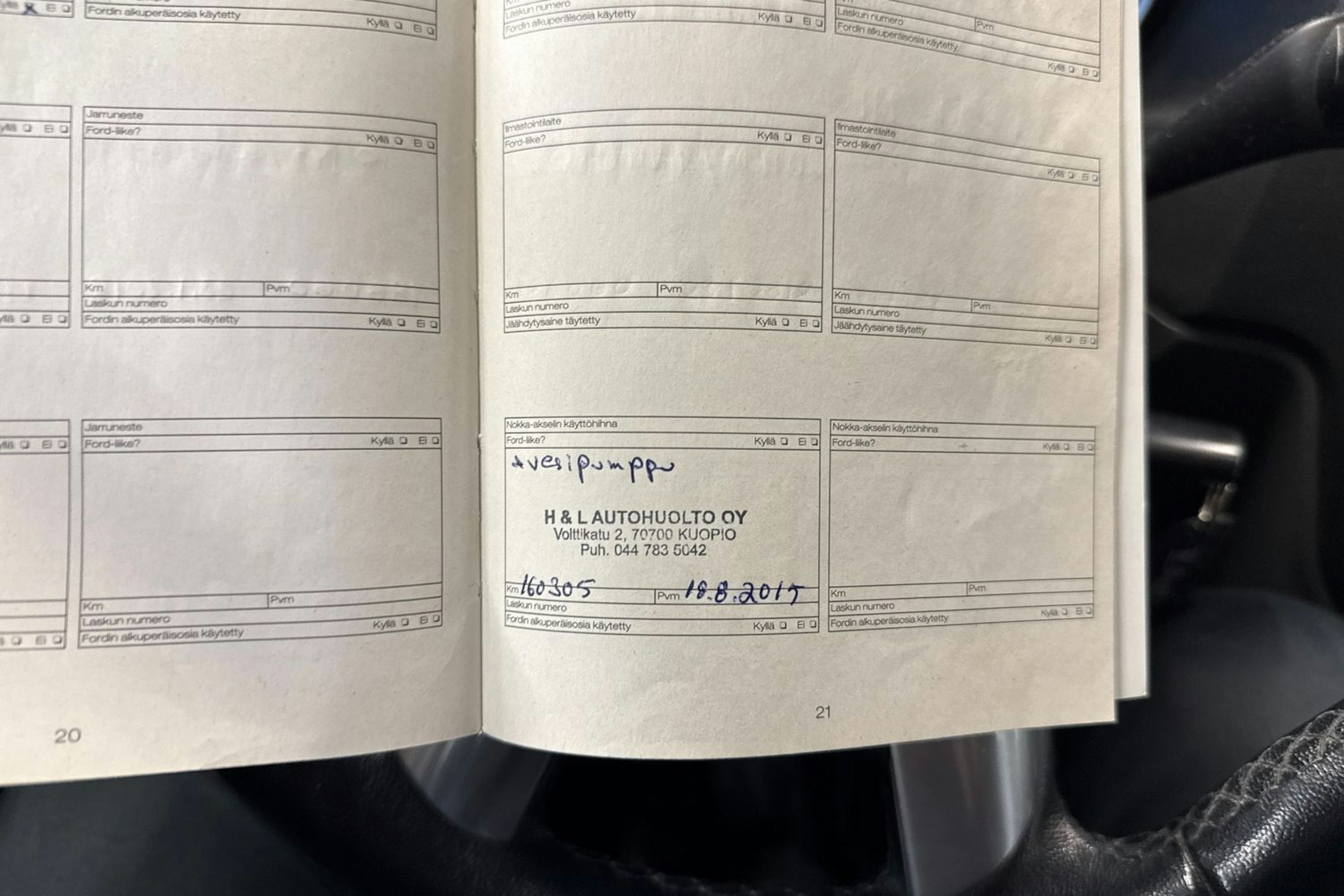 musta Ford Focus 2011 kuva 18.