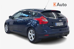 sininen Ford Focus 2011 kuva 3.